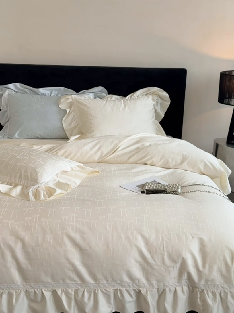 91家纺网 家纺一手货源 找家纺 MIU缪家居 2025新款100支全棉四件套-薇薇安 薇薇安-云朵白