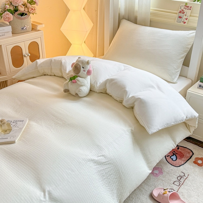 91家纺网 家纺一手货源 找家纺 麒东家纺 2025新款圆豆纱华夫格学生三件套 米白