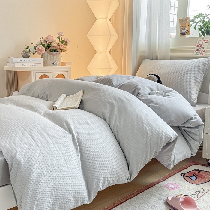 91家纺网 家纺一手货源 找家纺 麒东家纺 2025新款圆豆纱华夫格学生三件套 灰色