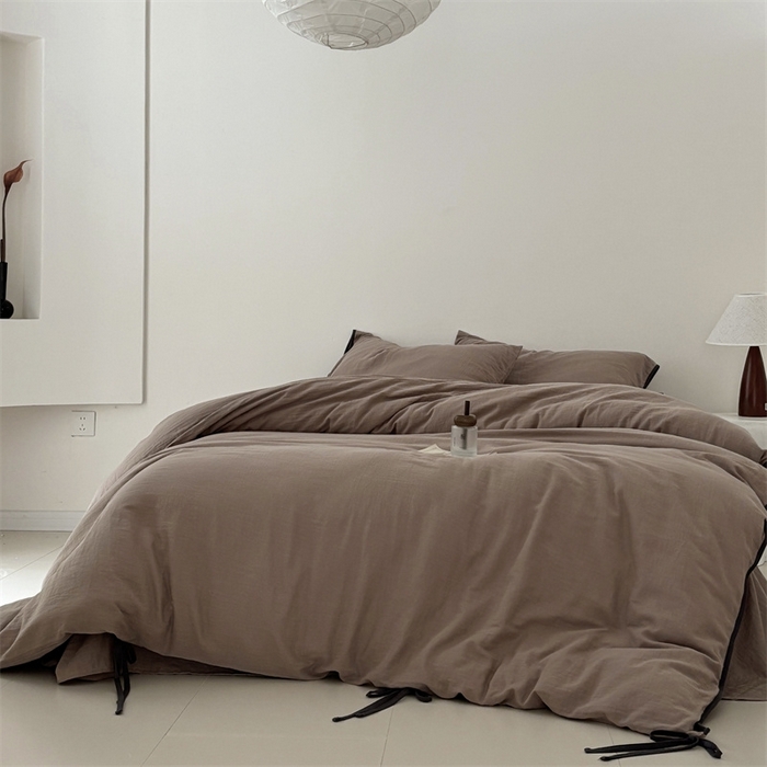 91家纺网 家纺一手货源 找家纺 FORTWO家纺原创设计（FOR TWO家纺） 2025新款双层纱撞色包边蝴蝶结款四件套-海盐 海盐-黑巧