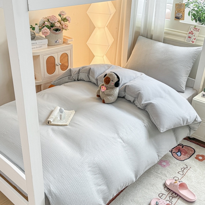 91家纺网 家纺一手货源 找家纺 麒东家纺 2025新款圆豆纱华夫格学生三件套 灰色