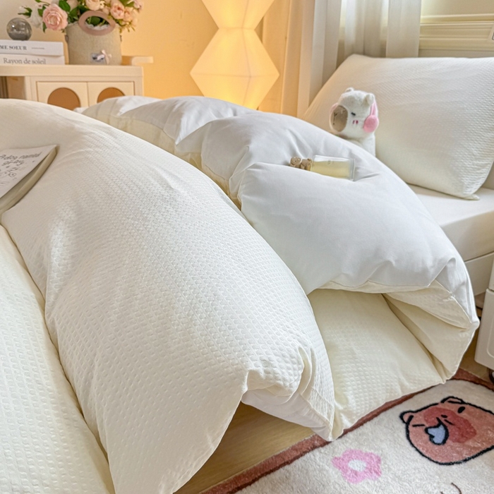 91家纺网 家纺一手货源 找家纺 麒东家纺 2025新款圆豆纱华夫格学生三件套 米白