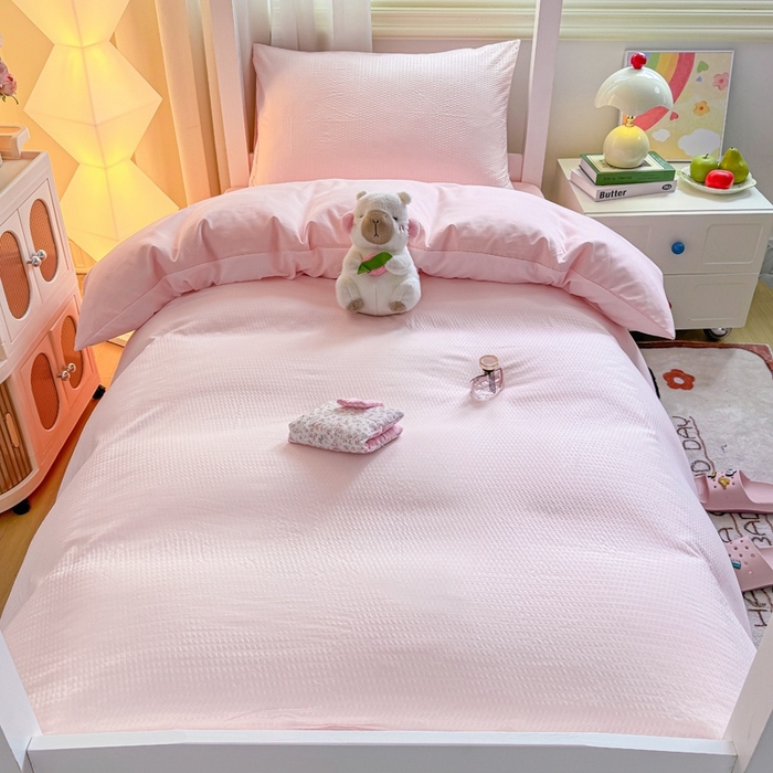 91家纺网 家纺一手货源 找家纺 麒东家纺 2025新款圆豆纱华夫格学生三件套 粉色