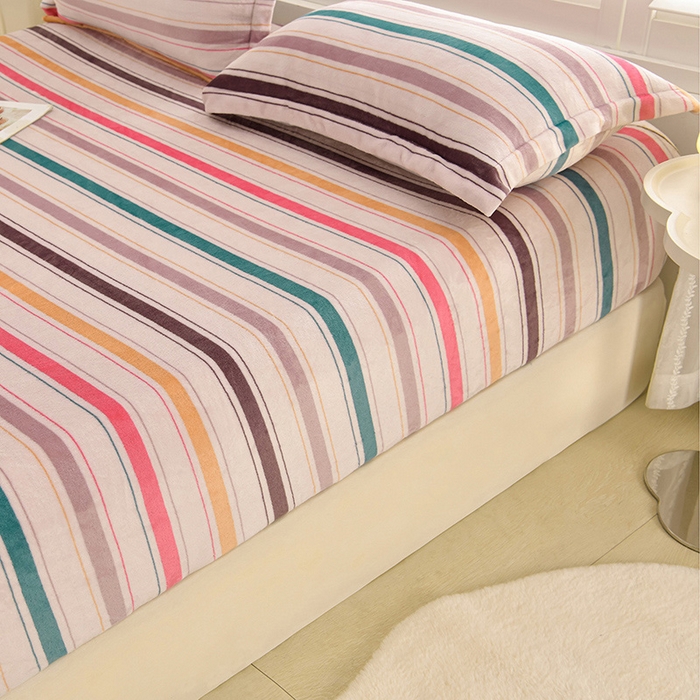 91家纺网 家纺一手货源 找家纺 圣楚家纺 2025新款牛奶绒床笠 匆匆那年