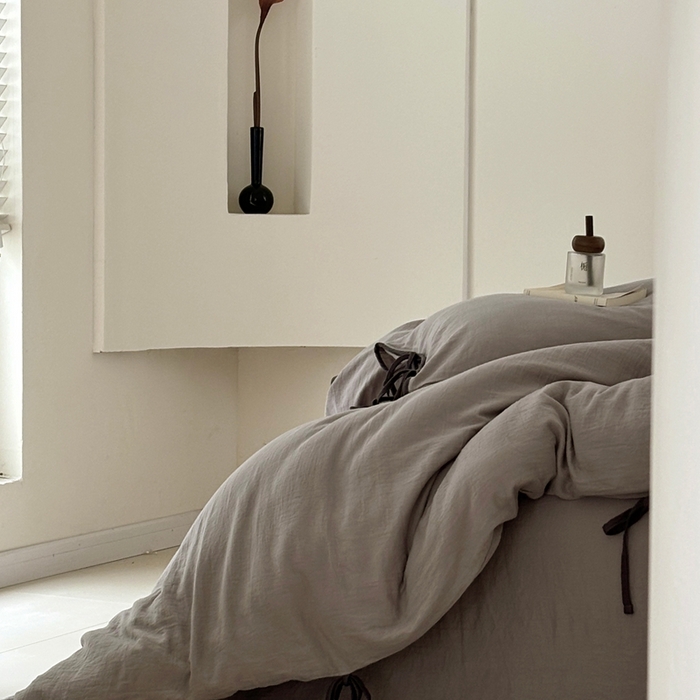 91家纺网 家纺一手货源 找家纺 FORTWO家纺原创设计（FOR TWO家纺） 2025新款双层纱撞色包边蝴蝶结款四件套-海盐 海盐-冰川灰