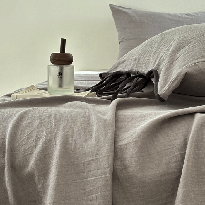 91家纺网 家纺一手货源 找家纺 FORTWO家纺原创设计（FOR TWO家纺） 2025新款双层纱撞色包边蝴蝶结款四件套-海盐 海盐-冰川灰