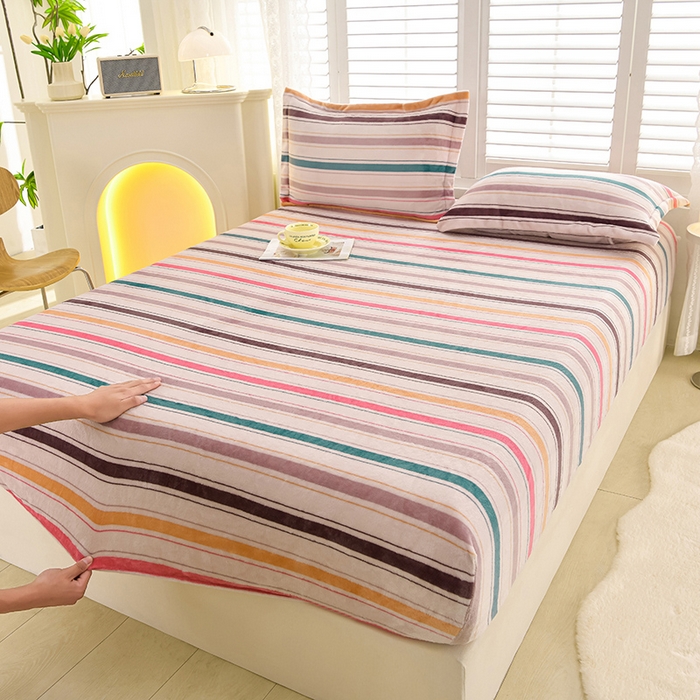 91家纺网 家纺一手货源 找家纺 圣楚家纺 2025新款牛奶绒床笠 匆匆那年