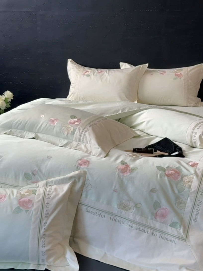 91家纺网 家纺一手货源 找家纺 MIU缪家居 2025新款100支全棉四件套-沁山茶 沁山茶-半夏绿