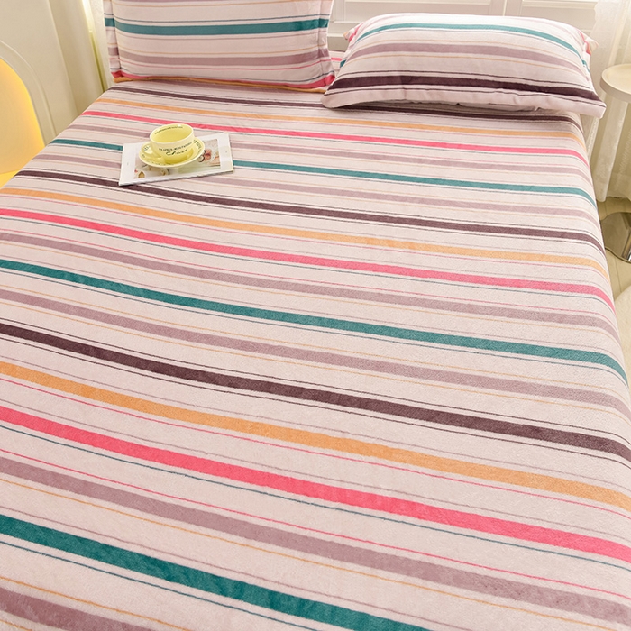 91家纺网 家纺一手货源 找家纺 圣楚家纺 2025新款牛奶绒床笠 匆匆那年