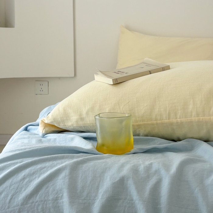 91家纺网 家纺一手货源 找家纺 FORTWO家纺原创设计（FOR TWO家纺） 2025新款双层纱撞色包边蝴蝶结款四件套-海盐 海盐-香草黄