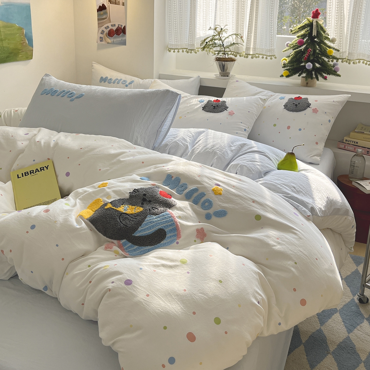 91家纺网 家纺一手货源 找家纺 桃心家居 2025新款A类亲肤舒适软糯云柔水洗棉少女卡通格子混搭毛巾绣水洗棉系列四件套 云柔水洗棉-印加绣爱吃鱼