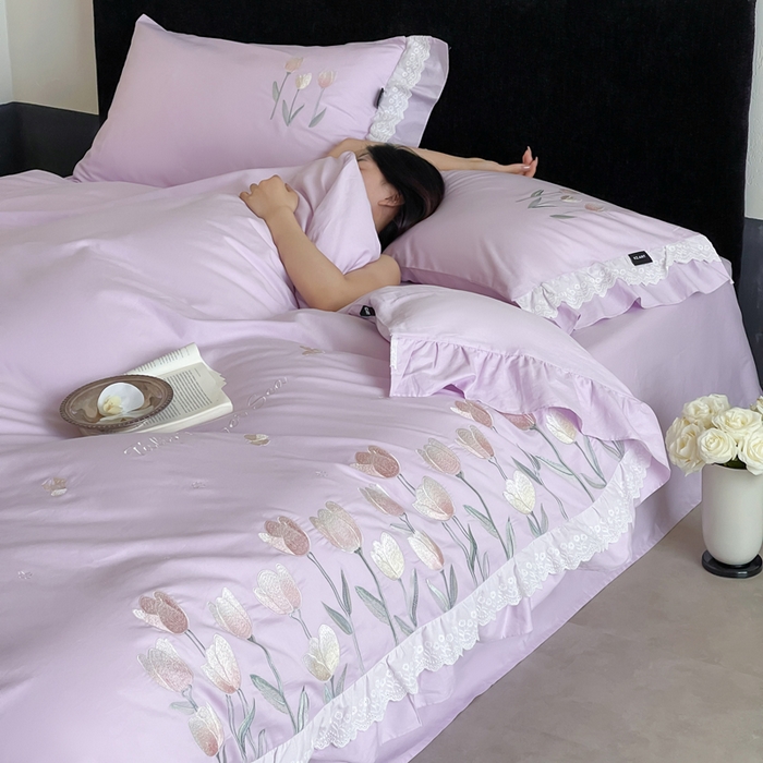 91家纺网 家纺一手货源 找家纺 卡姿家纺 2025秋冬森系小清新简约刺绣四件套-森系郁金香 森系郁金香-紫