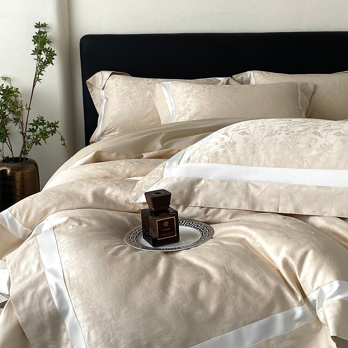 91家纺网 家纺一手货源 找家纺 2025秋冬新款长绒棉提花四件套-半夏 半夏-香槟