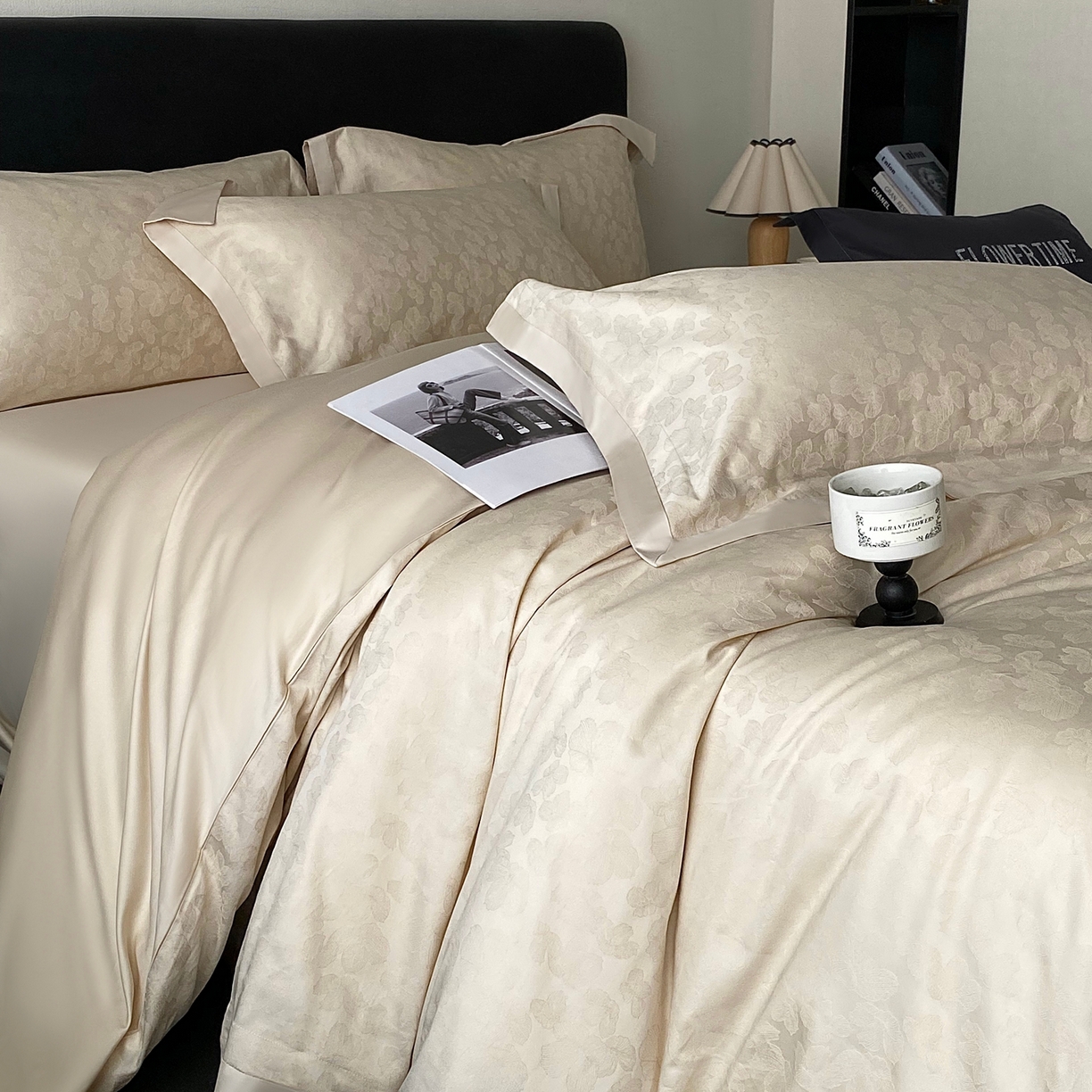 91家纺网 家纺一手货源 找家纺 花时间2025秋冬新款长绒棉提花四件套-露薇 露薇-香槟