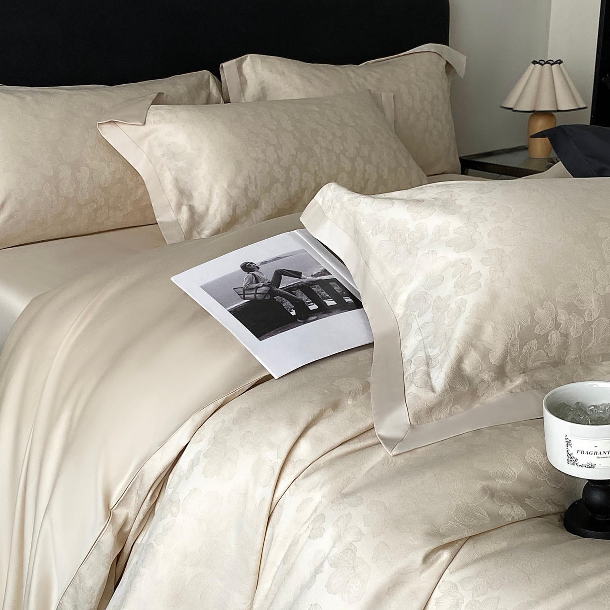 91家纺网 家纺一手货源 找家纺 花时间2025秋冬新款长绒棉提花四件套-露薇 露薇-香槟