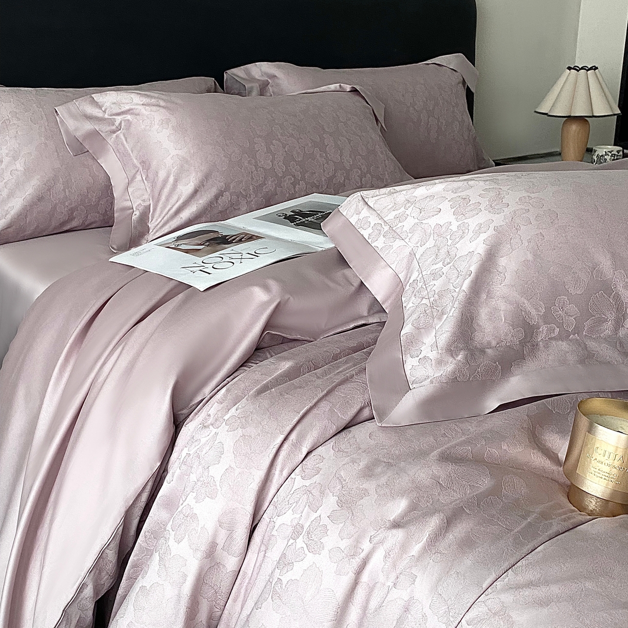 91家纺网 家纺一手货源 找家纺 花时间2025秋冬新款长绒棉提花四件套-露薇 露薇-紫