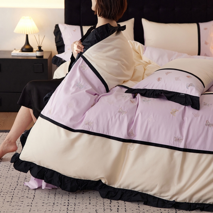 91家纺网 家纺一手货源 找家纺 卡姿家纺 2025秋冬60支长绒棉名媛风刺绣四件套-蝴蝶安娜 蝴蝶安娜-紫