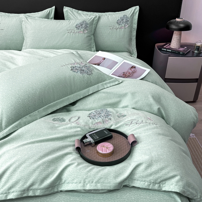 91家纺网 家纺一手货源 找家纺 昊翔家纺 2025新款全棉肌理纹磨毛绣花四件套套件 森沐-青茶绿