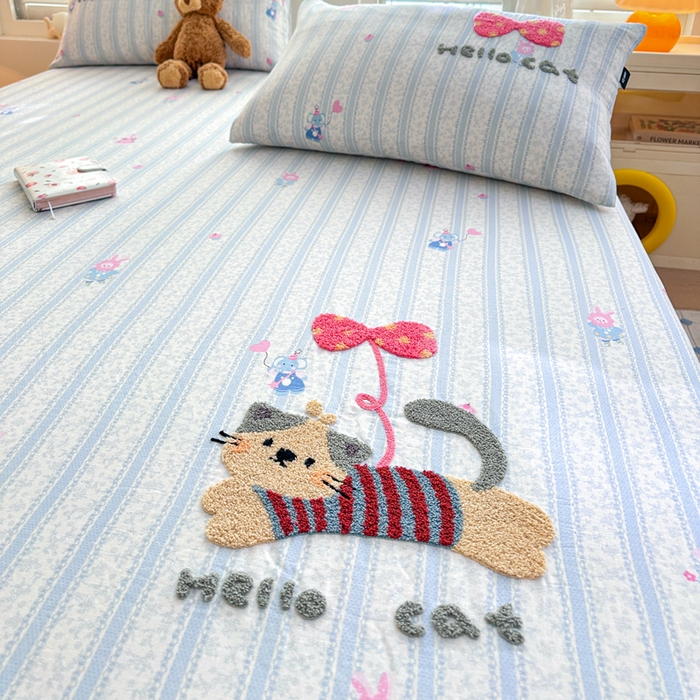 91家纺网 家纺一手货源 找家纺 卡姿家纺 2025秋冬全棉双层纱-床笠三件套 床笠-小猫球球