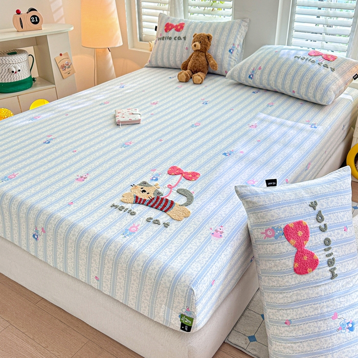 91家纺网 家纺一手货源 找家纺 卡姿家纺 2025秋冬全棉双层纱-床笠三件套 床笠-小猫球球