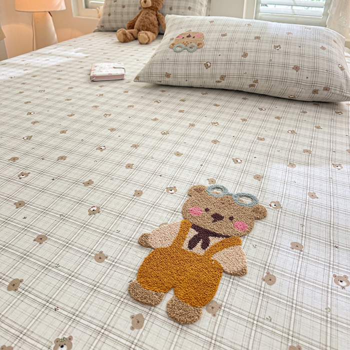 91家纺网 家纺一手货源 找家纺 卡姿家纺 2025秋冬全棉双层纱-床笠三件套 床笠-熊仔宝贝