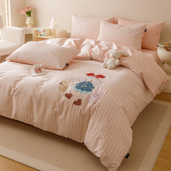 91家纺网 家纺一手货源 找家纺 卡姿家纺 2025秋冬治愈系卡通萌趣系列四件套第二季 苏茜公主