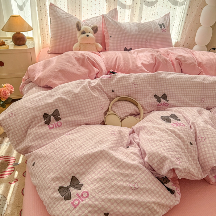 91家纺网 家纺一手货源 找家纺 森璐家纺 2025新款云感双层纱卡通萌趣四件套 遇见-少女日记