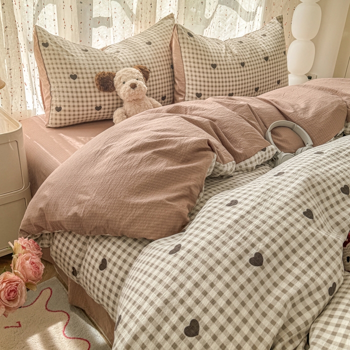 91家纺网 家纺一手货源 找家纺 森璐家纺 2025新款云感双层纱卡通萌趣四件套 遇见-心格