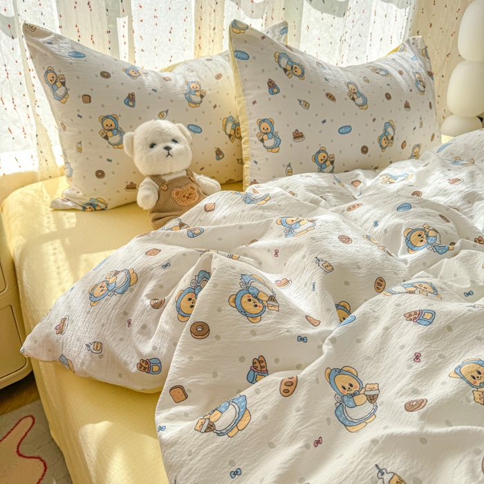 91家纺网 家纺一手货源 找家纺 森璐家纺 2025新款云感双层纱卡通萌趣四件套 遇见-甜点小熊