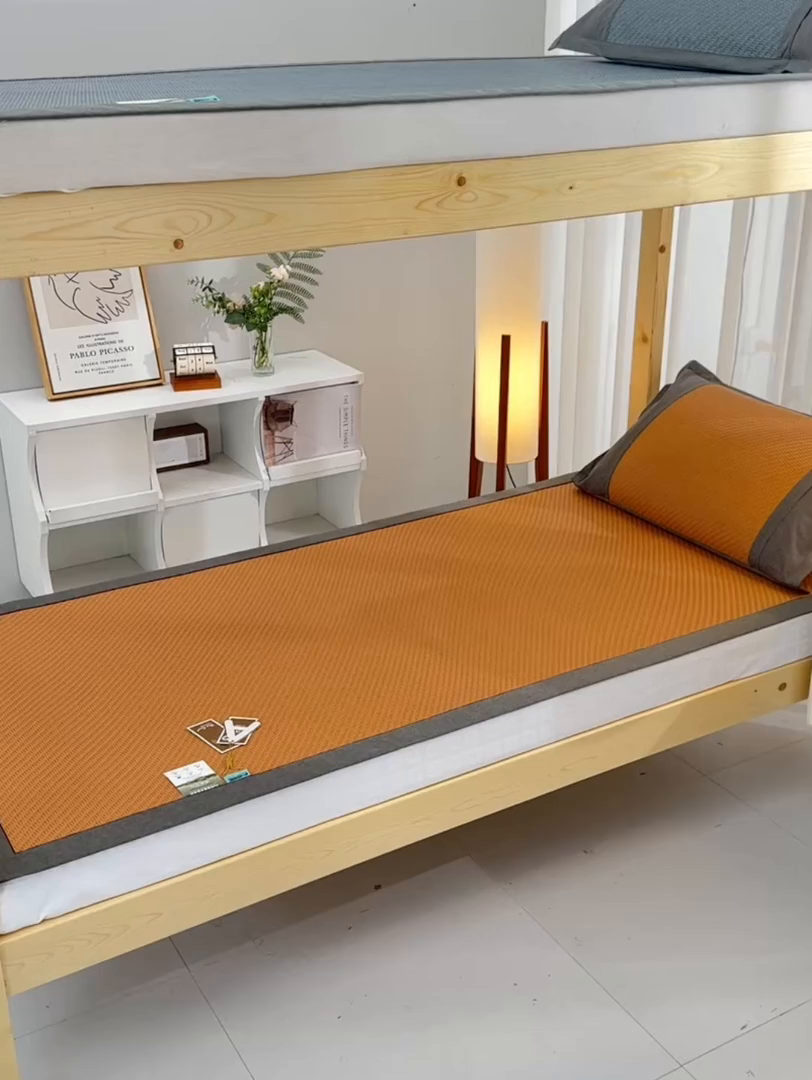 91家纺网 家纺一手货源 找家纺 小牛席业 2025新款PE冷感霸王藤凉席（经典包边款） 黄色