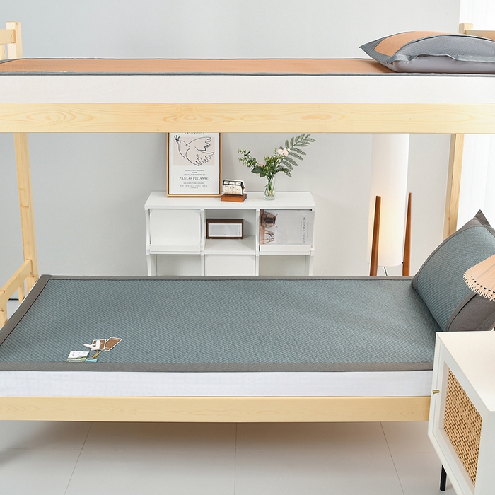 91家纺网 家纺一手货源 找家纺 小牛席业 2025新款PE冷感霸王藤凉席（经典包边款） 蓝色