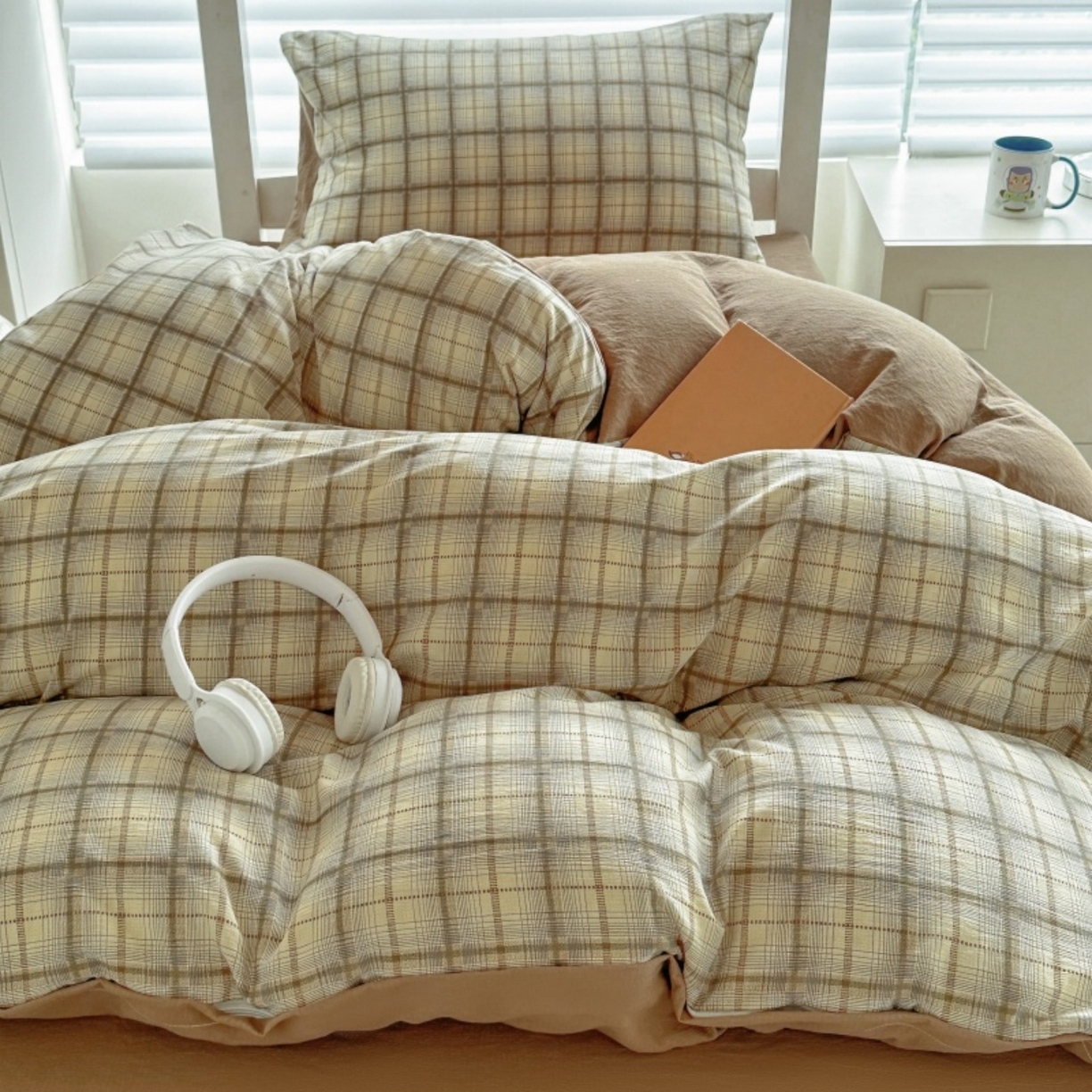 91家纺网 家纺一手货源 找家纺 雨田家纺 2025新款A类汉麻双层纱学生宿舍三件套上下铺三件套 格韵-咖