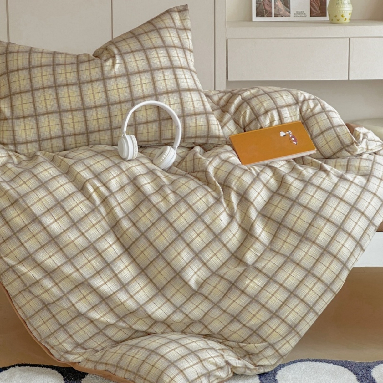 91家纺网 家纺一手货源 找家纺 雨田家纺 2025新款A类汉麻双层纱学生宿舍三件套上下铺三件套 格韵-咖