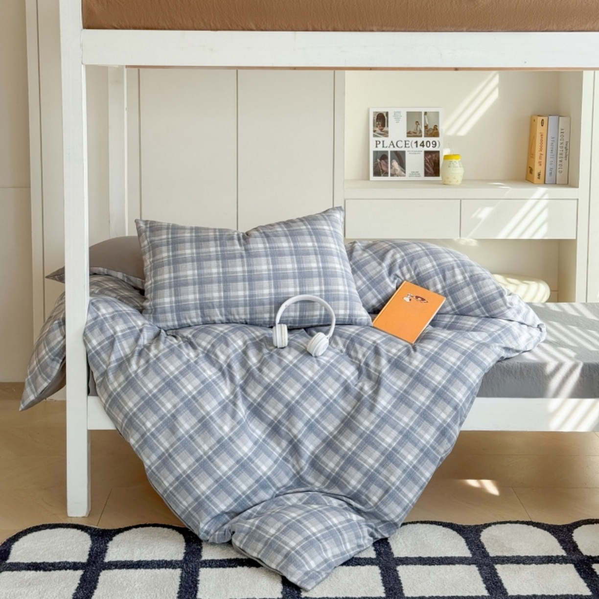 91家纺网 家纺一手货源 找家纺 雨田家纺 2025新款A类汉麻双层纱学生宿舍三件套上下铺三件套 快乐时光