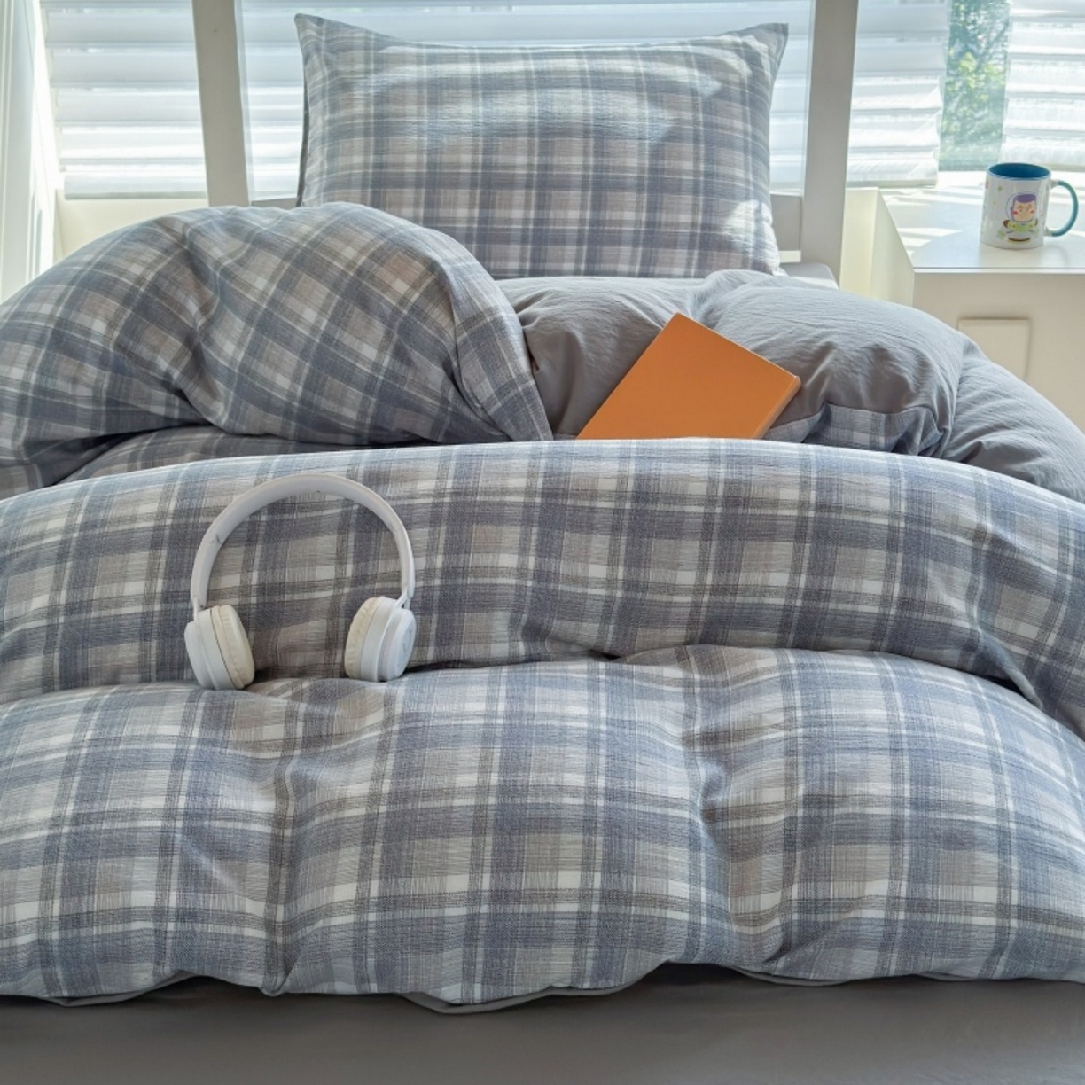 91家纺网 家纺一手货源 找家纺 雨田家纺 2025新款A类汉麻双层纱学生宿舍三件套上下铺三件套 快乐时光