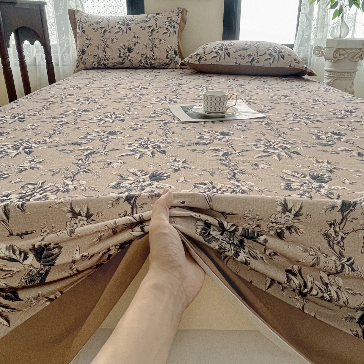 91家纺网 家纺一手货源 找家纺 慕梵家居2025新款100%全棉磨毛包边单床单 甜梦茶语