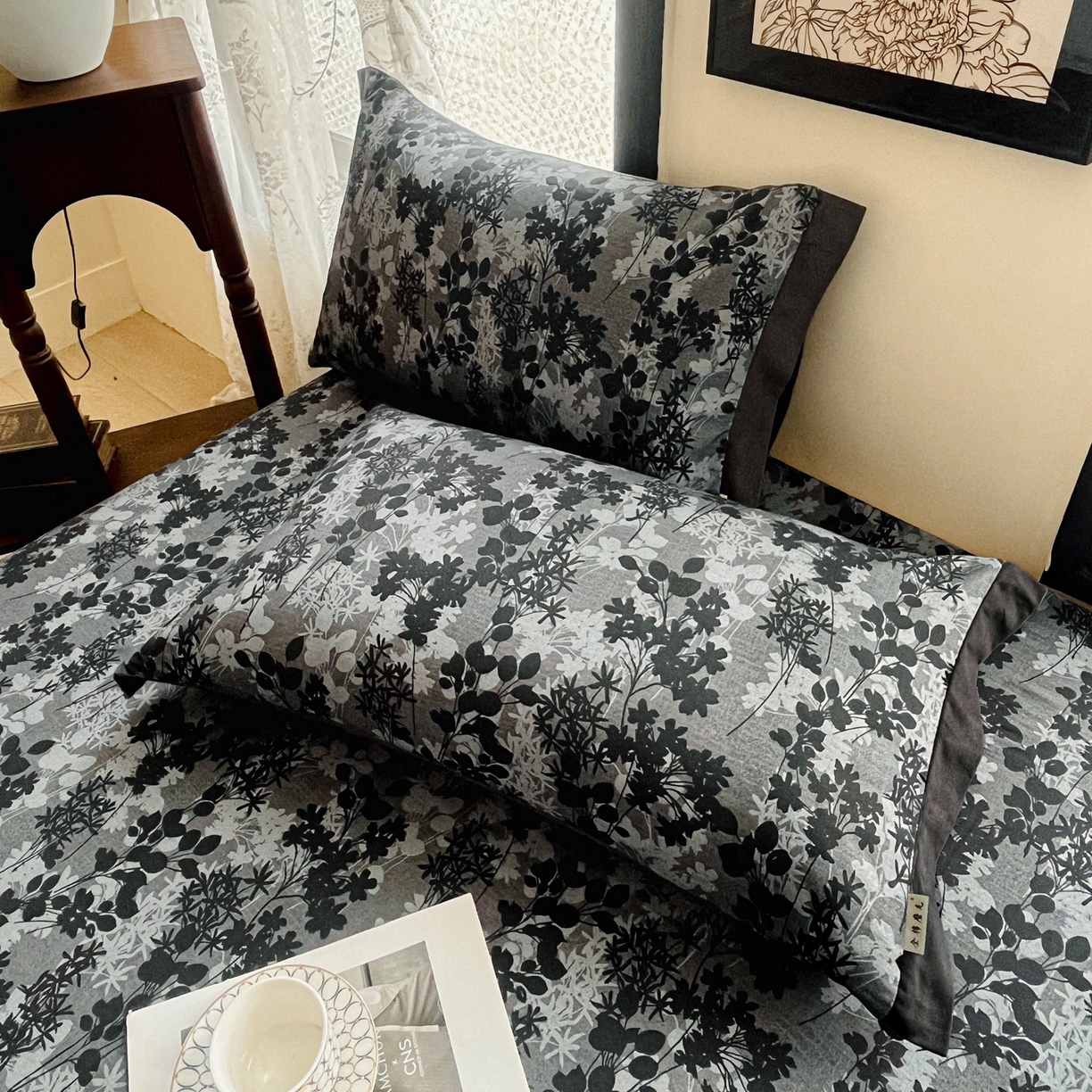 91家纺网 家纺一手货源 找家纺 慕梵家居2025新款100%全棉磨毛包边单床单 繁花藤叙