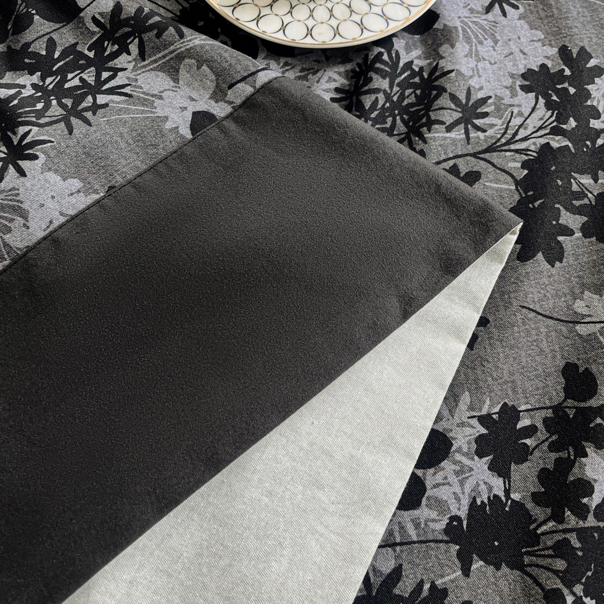 91家纺网 家纺一手货源 找家纺 慕梵家居2025新款100%全棉磨毛包边单床单 繁花藤叙