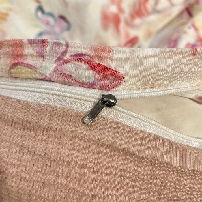 91家纺网 家纺一手货源 找家纺 王朝国际 2026爆款皱皱双层纱四件套浪漫之约