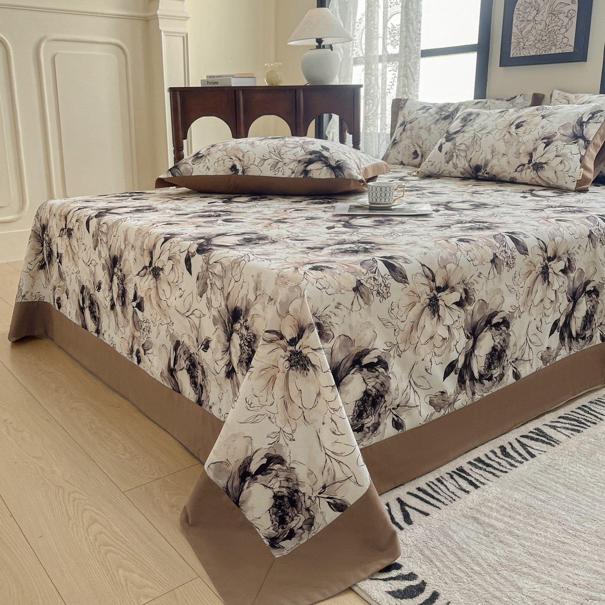 91家纺网 家纺一手货源 找家纺 慕梵家居2025新款100%全棉磨毛包边单床单 暮秋鎏金