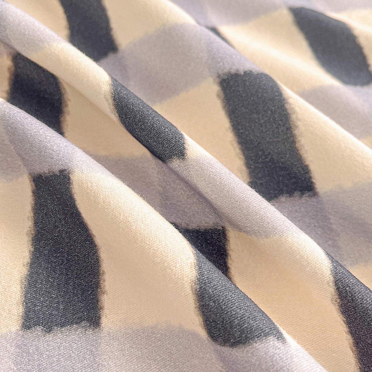 91家纺网 家纺一手货源 找家纺 慕梵家居2025新款100%全棉磨毛单床单 缤纷