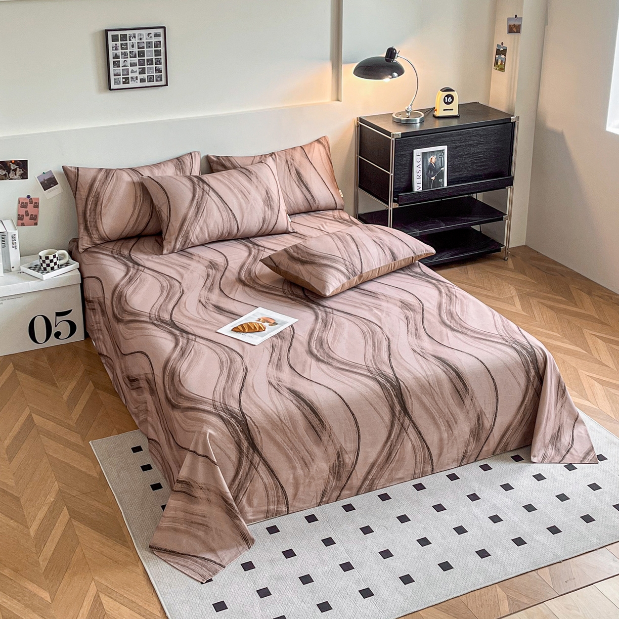 91家纺网 家纺一手货源 找家纺 慕梵家居2025新款100%全棉磨毛单床单 几何咖