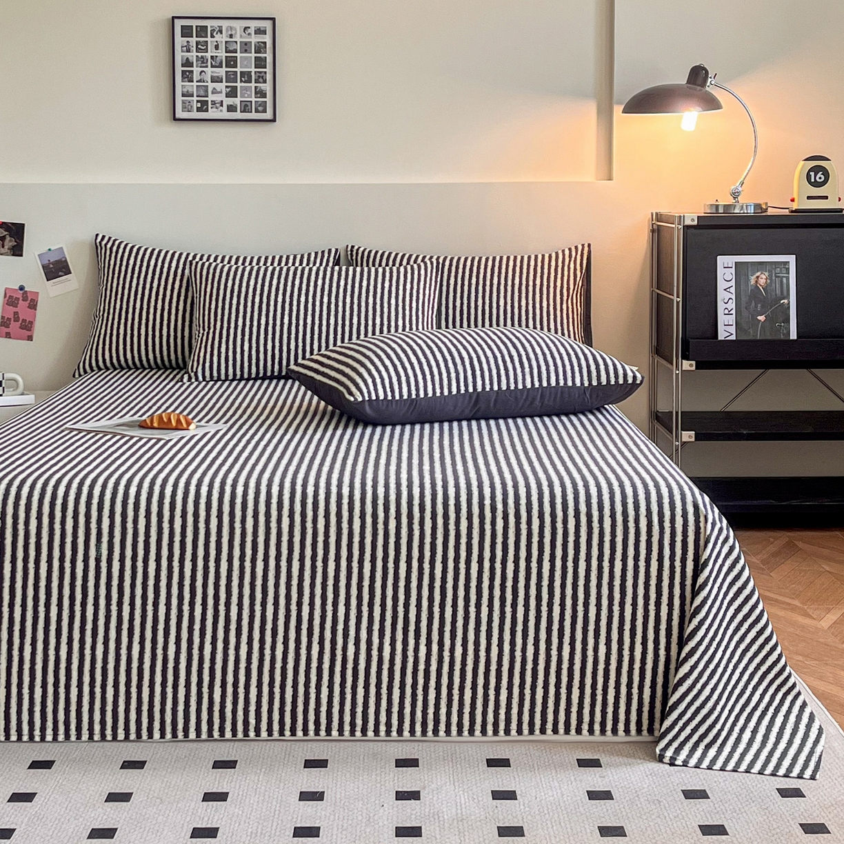 91家纺网 家纺一手货源 找家纺 慕梵家居2025新款100%全棉磨毛单床单 墨白