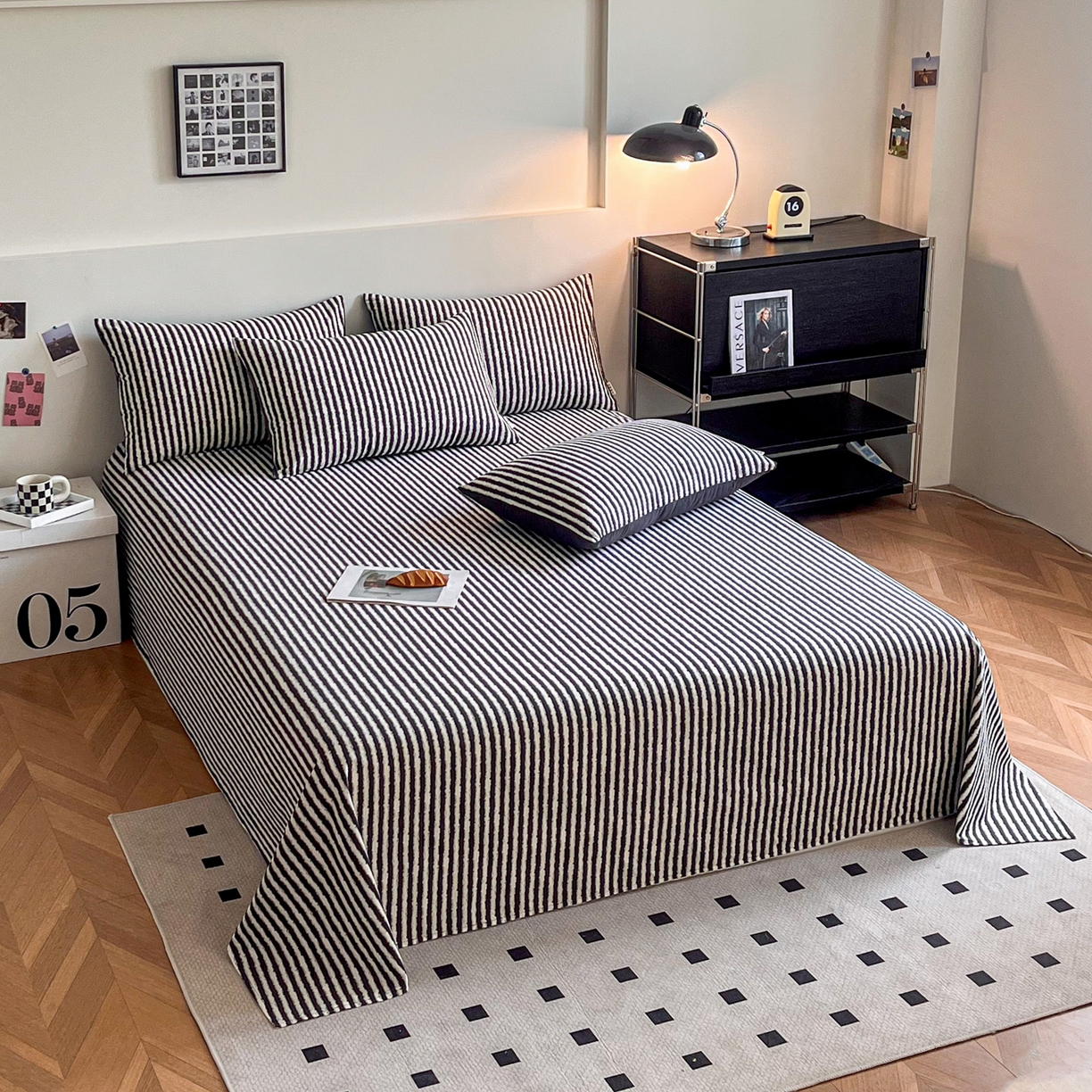 91家纺网 家纺一手货源 找家纺 慕梵家居2025新款100%全棉磨毛单床单 墨白