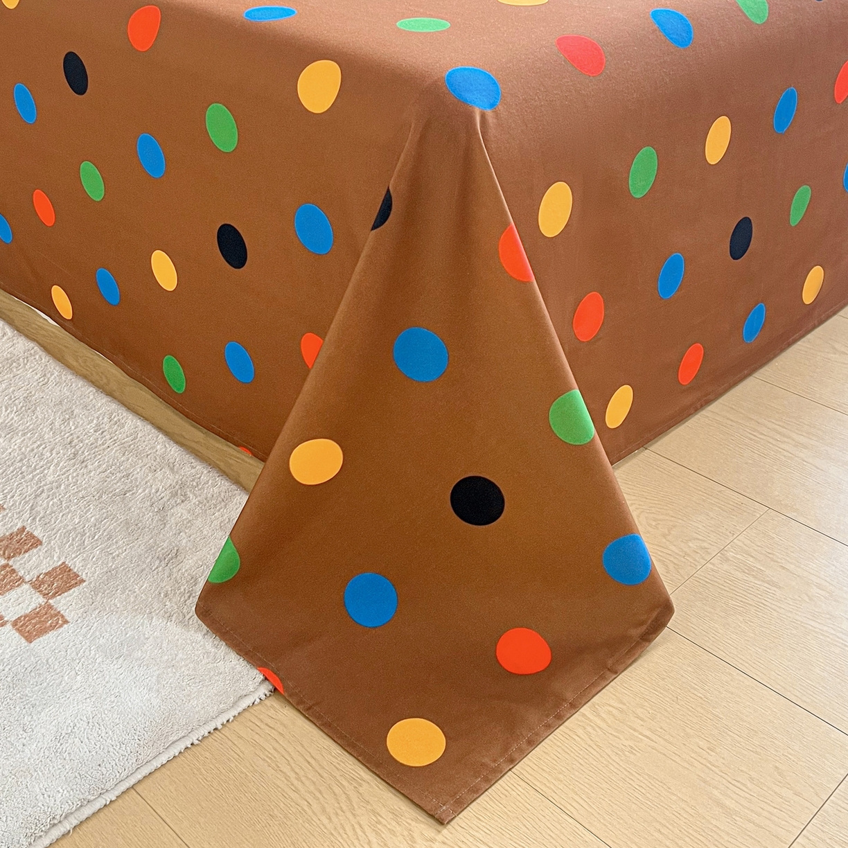 91家纺网 家纺一手货源 找家纺 慕梵家居2025新款100%全棉磨毛单床单 七彩波点