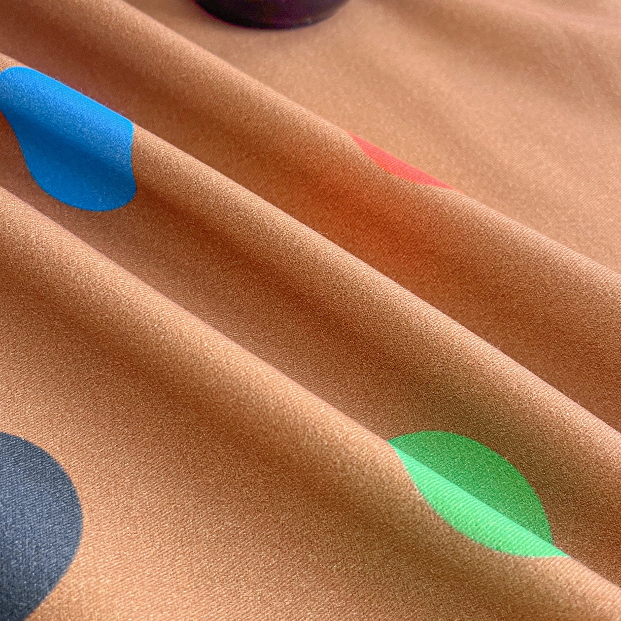 91家纺网 家纺一手货源 找家纺 慕梵家居2025新款100%全棉磨毛单床单 七彩波点