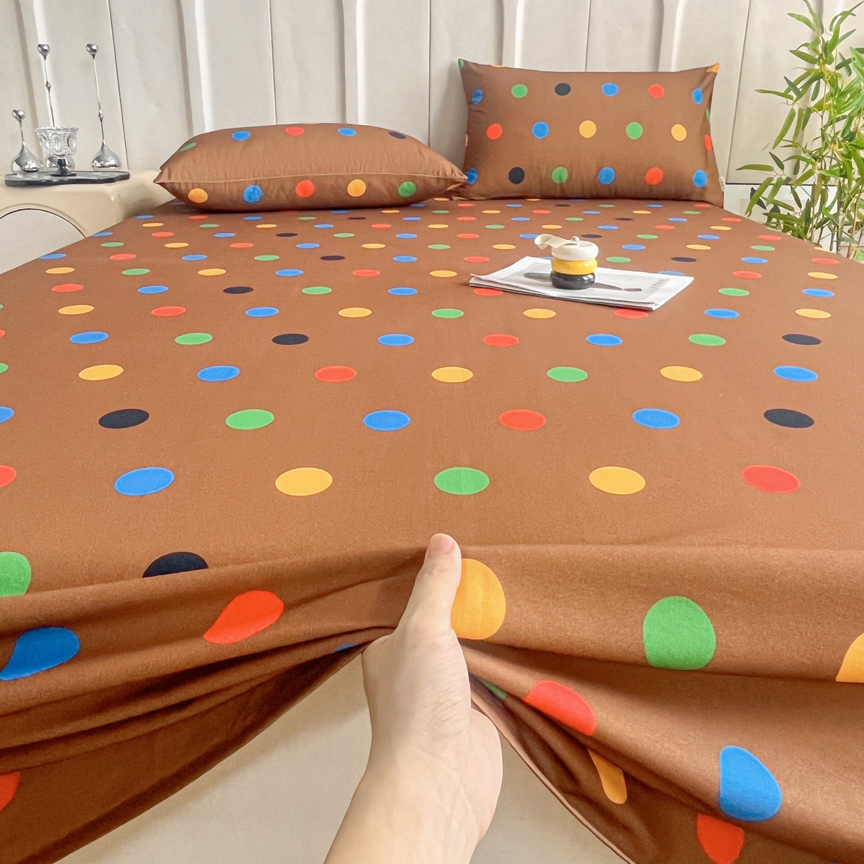 91家纺网 家纺一手货源 找家纺 慕梵家居2025新款100%全棉磨毛单床单 七彩波点