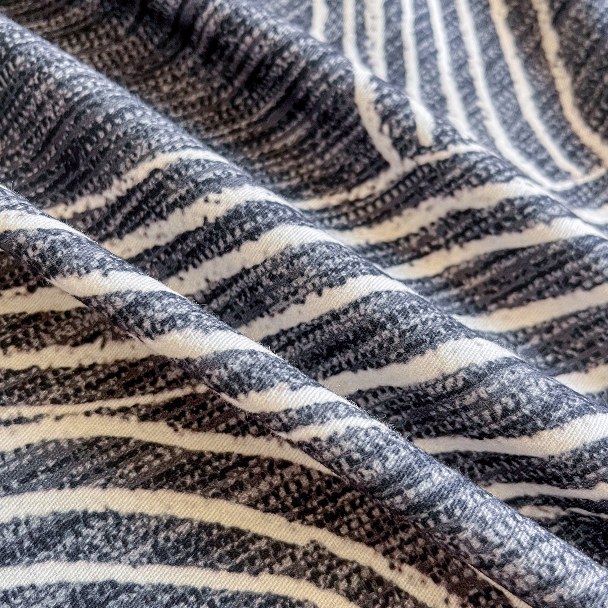 91家纺网 家纺一手货源 找家纺 慕梵家居2025新款100%全棉磨毛单床单 星轨