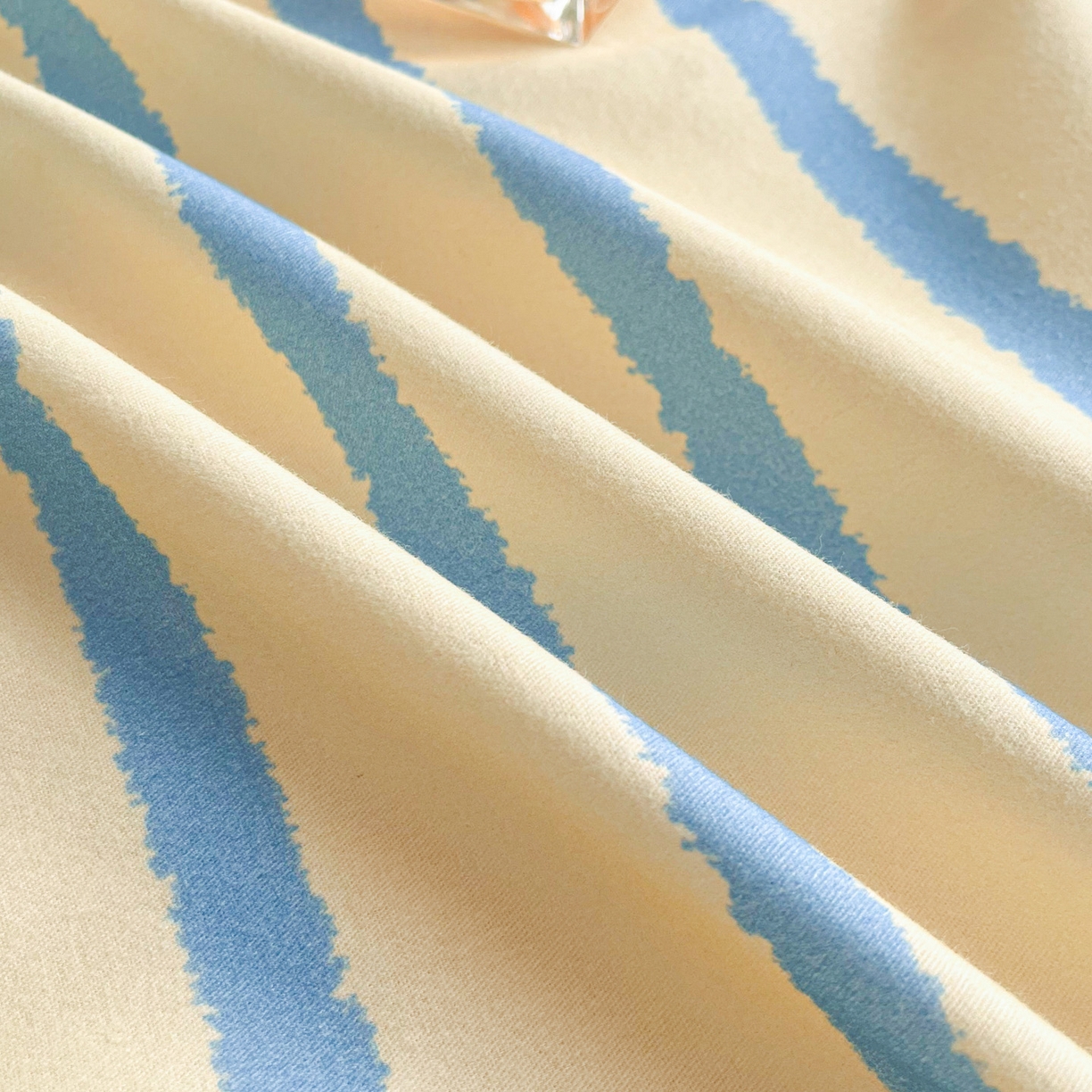 91家纺网 家纺一手货源 找家纺 慕梵家居2025新款100%全棉磨毛单床单 跃梦