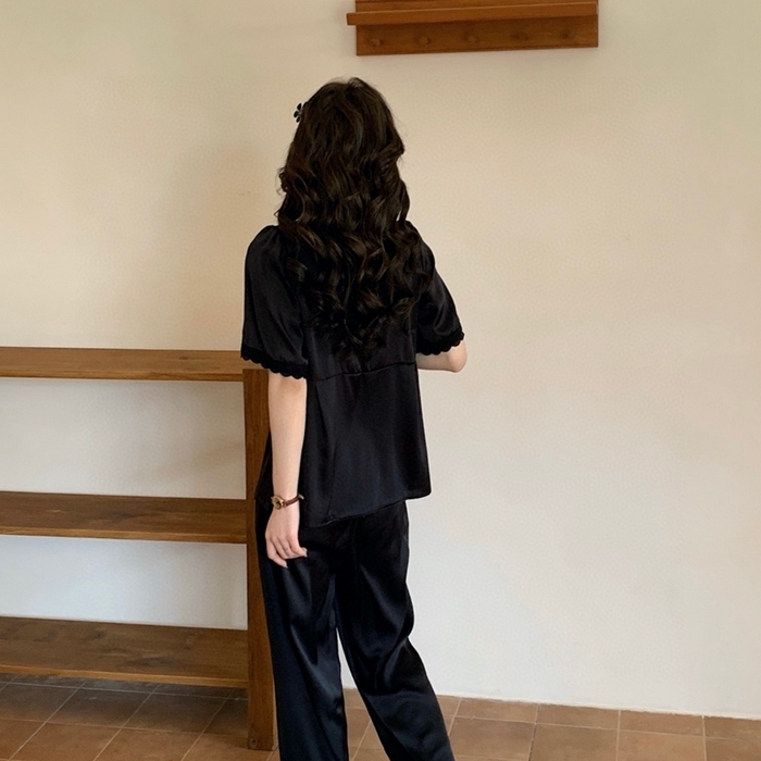 91家纺网 家纺一手货源 找家纺 （总）妍景家居生活馆 2025新款25619-冰丝方领短袖蕾丝花边套装